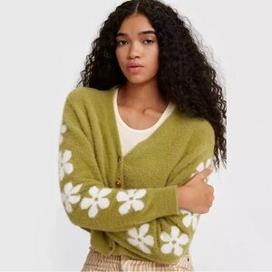 Levi’s Taylor Swift Midnights Mayhem Audrey Green Fuzzy Floral Cardigan Sweater